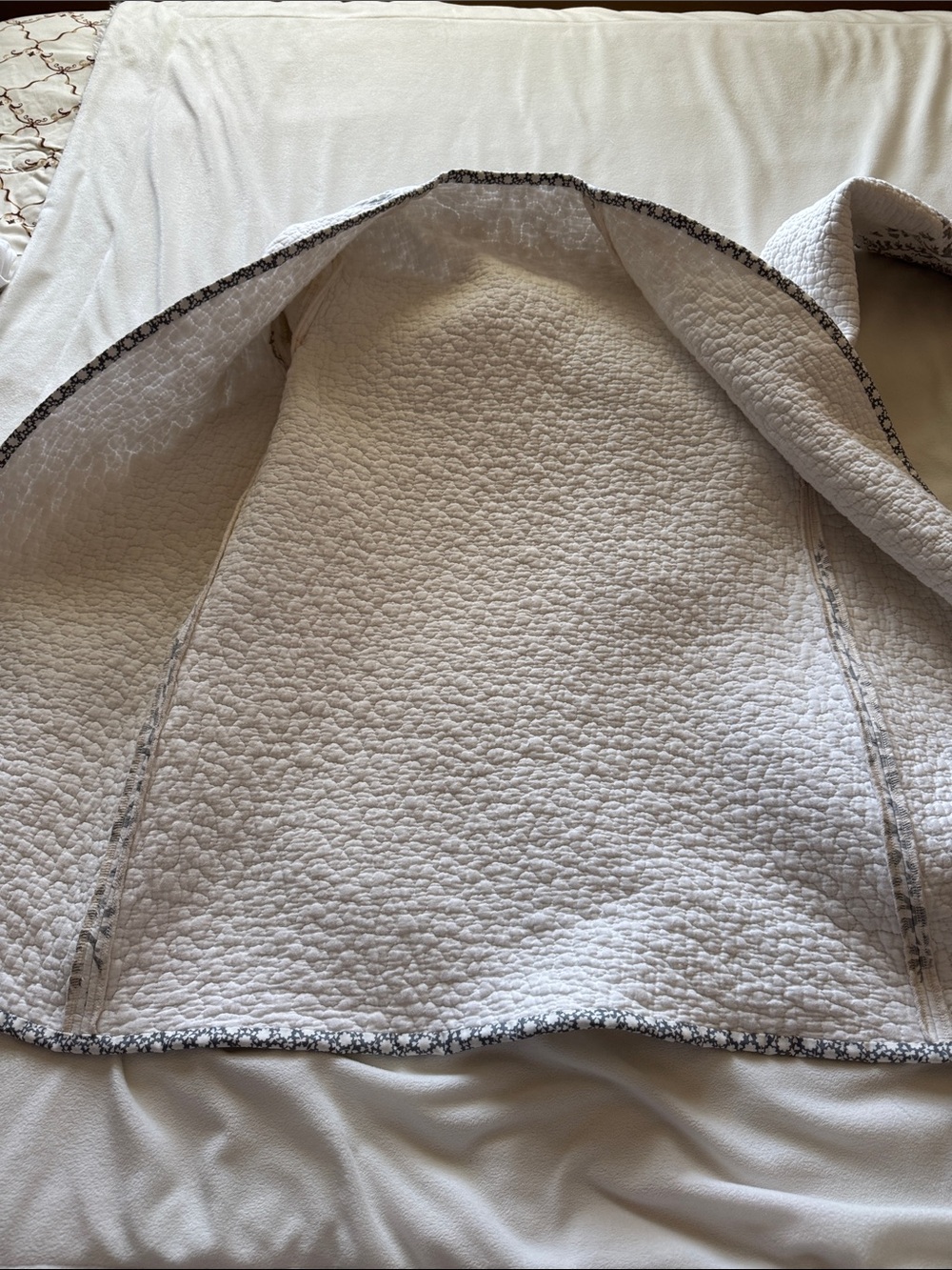 Quilted jacket - Picture 8 of 10